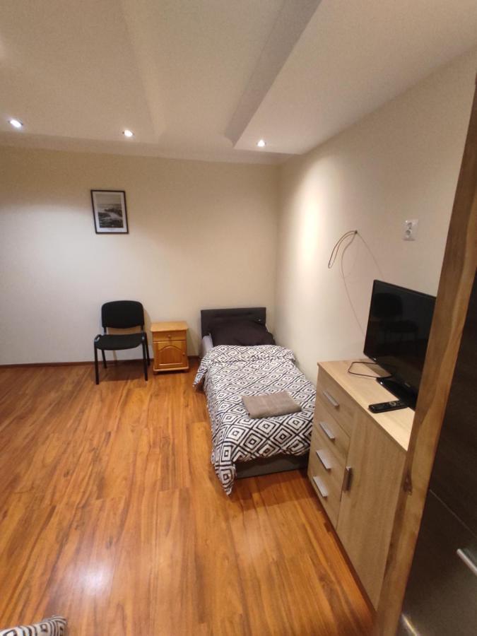 Sloneczne Pokoje Apartman Gliwice Kültér fotó