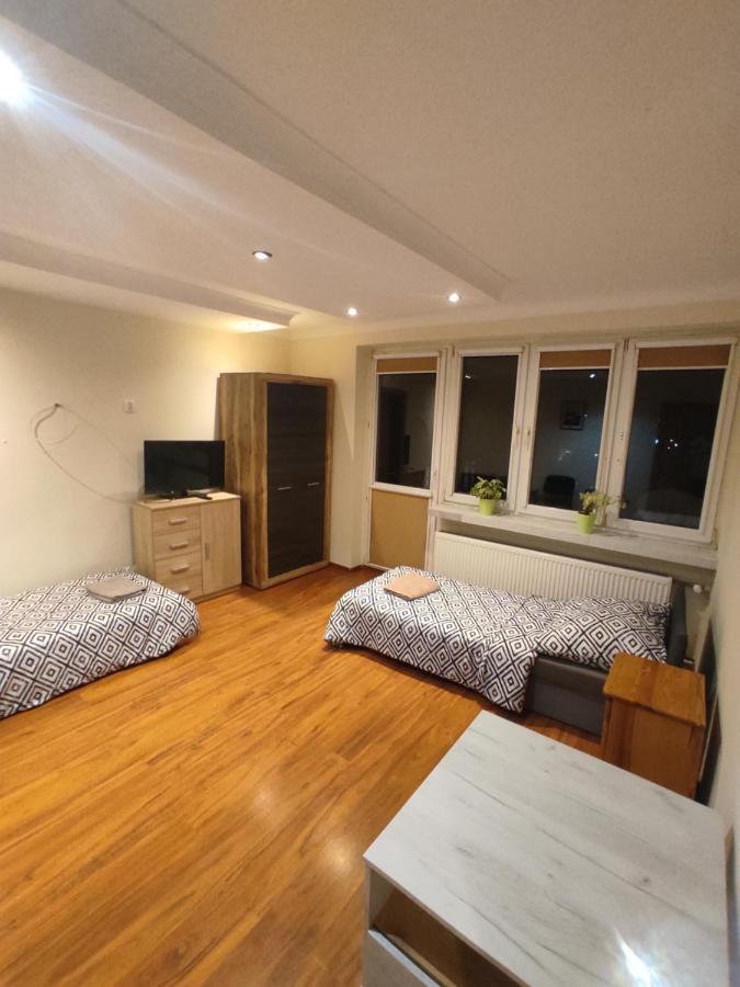 Sloneczne Pokoje Apartman Gliwice Kültér fotó
